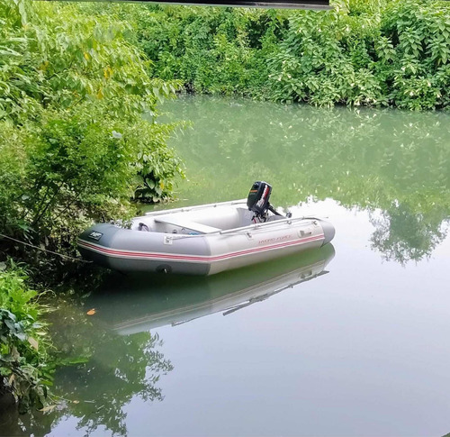 Hydroforce/toyama2.6 Bote Inflável