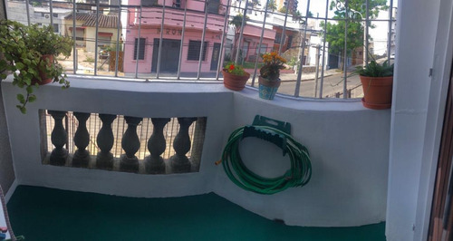 Dueño Vende Casa Muy Luminosa En Barrio Brazo Oriental
