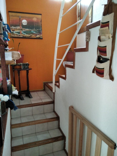 Venta De Apartamento Duplex 3 Dormitorios, Buceo