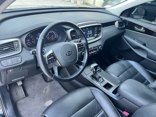 Imagen 9 de 10 de Kia Sorento Ex 7 Asientos