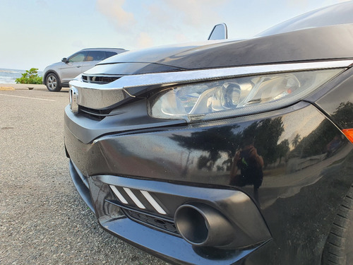 Imagen 1 de 11 de Honda Civic Lx 2018