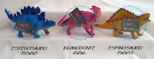 Colección De 12 Figuras De Dinosaurios Chicos Con Chirrido (Usado)