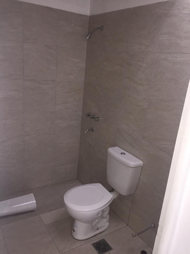 Imagen 6 de 8 de *** Venta Casa 2 Dormitorios - B° Yapeyú ***