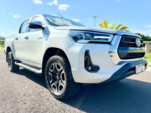 Toyota Hilux 2.8 Tdi Srx Cab. Dupla 4x4 Aut. 4p