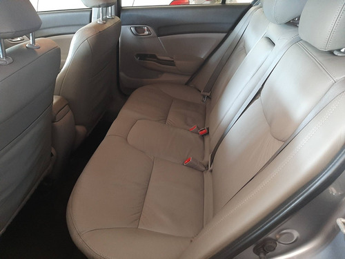 Imagem 5 de 8 de Honda Civic 1.8 Lxs 16v Flex 4p Automático