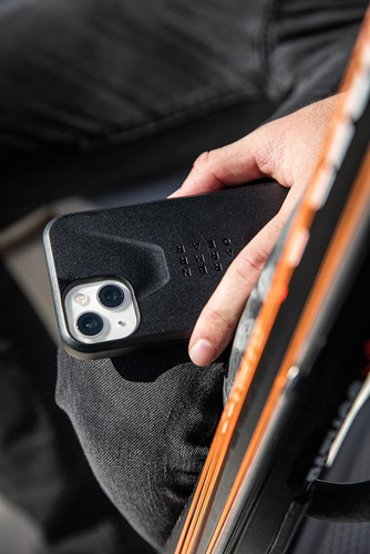 Uag Funda P/ Iphone 13 Pro Max Negro Ultrafina Protectora Civil - Negro.