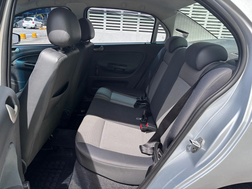 Volkswagen Voyage Volkswagen Voyage 1.0 Total Flex