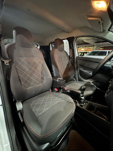 Renault Kwid 1.0 12v Zen Sce 5p marchas