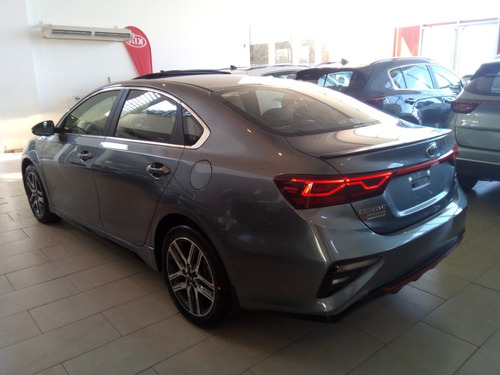 Cerato Sx 2.0 A/t Gt Line
