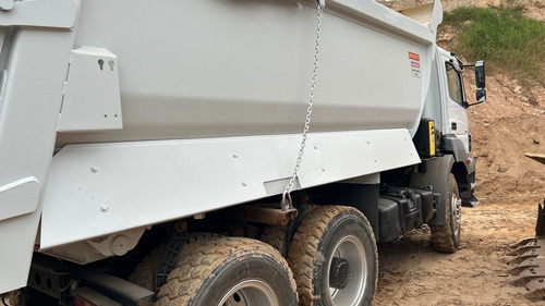Axor 4144 6x4 Caçamba 2020