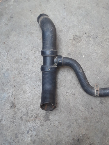 Imagen 2 de 4 de Mangera Inferior Del Radidor Ford Fortaleza