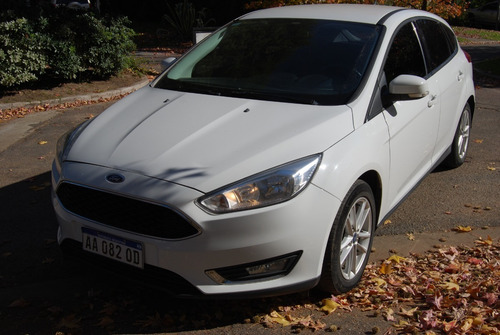Imagen 18 de 20 de Ford Focus Se Mt 2.0l 2016