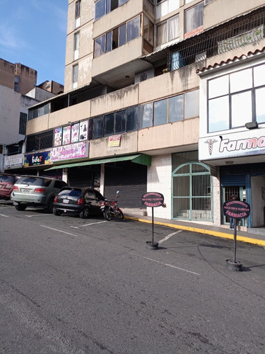 Imagen 2 de 22 de Best House Vende Increíble Local En El Centro De Los Teques