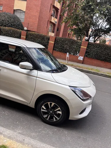 Suzuki Swift 1.2 Hybrid 2Wd