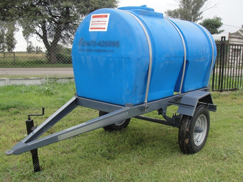 Imagen 8 de 8 de Acoplado Tanque 2.000 Ltrs Argenplast