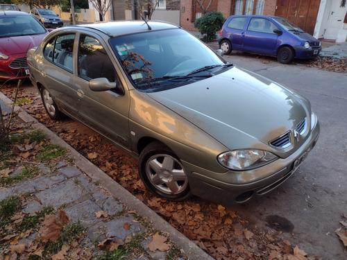 Imagen 5 de 15 de Renault Megane 1.9 Dti