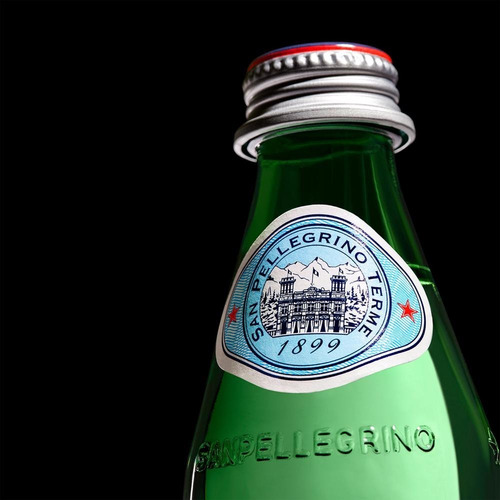 Caja Con Agua Mineral San Pellegrino Con 24 Pzs De 250 Ml