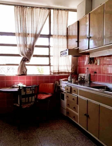 Imagen 4 de 18 de Venta De Amplia Casa Céntrica C/ Cochera En Cosquín