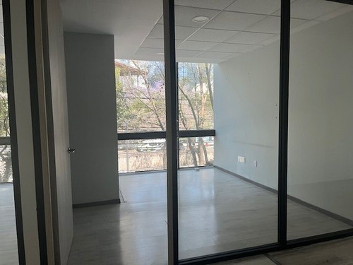 Oficina En Renta Frente A Antara