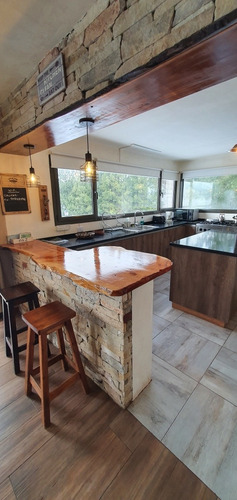 Imagen 21 de 30 de Dueño Alquila Exclusiva Casa C/ Piscina Climatizada - San Martín De Los Andes - Barrio Privado.