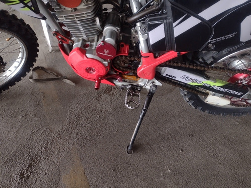 Imagem 5 de 7 de Honda Crf 23f