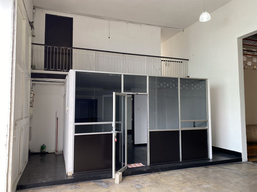 ¡potencia Tu Negocio En El Corazón De Mérida! Bodega Comercial En Renta