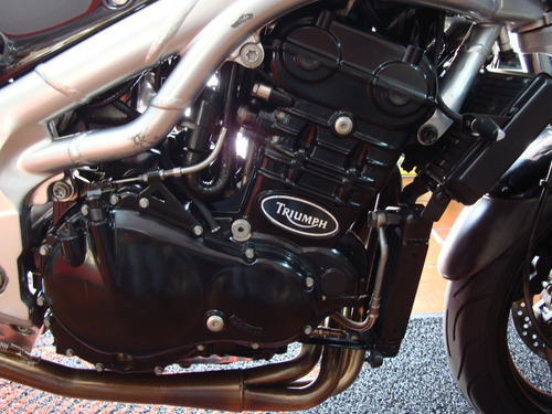 Imagen 11 de 12 de Triumph Speed Triple T509 Única Misión Imposible