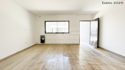 Triplex 3 Dormitorios A Estrenar Venta - Munro