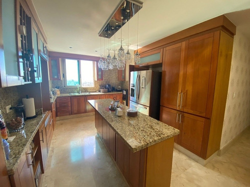 Imagen 9 de 30 de Vendo Lujoso Y Amplio Penthouse En Alma Rosa 1