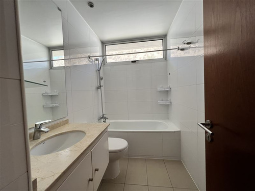 Departamento En Venta De 3 Dorm. En Las Condes