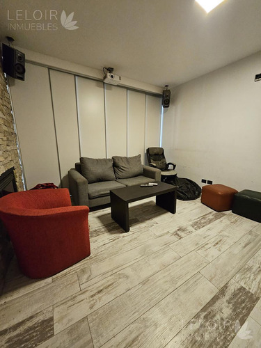 Casa En Venta 5 Amb En Parque Leloir