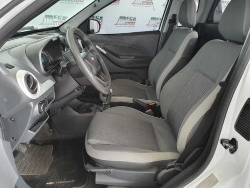 Imagem 7 de 15 de Chevrolet Montana 1.4 Ls 8v Flex 2p Manual 2018