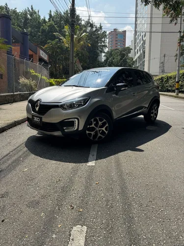 Renault Captur 2.0 Intens Automática