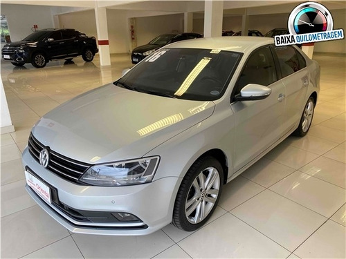 Volkswagen Jetta 2.0 Tsi Highline 211cv Gasolina 4p Tiptroni