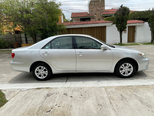 Imagen 4 de 15 de Toyota Camry 4 Cil 2005