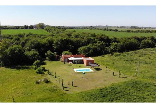 Imagen 3 de 30 de Barrio Laguna Del Golf - Casa Quinta Con Pileta, , 3 Dormitorios, 2 Baños Y Gran Parque
