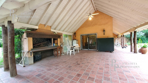 Hermosa Casa Con Amplio Lote En Maschwitz