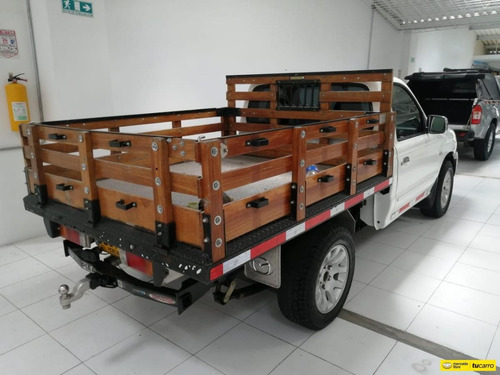 Mazda B2200 2.2