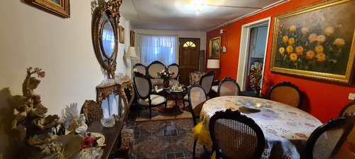 1651 Pasaje 5 Sur / Ruiz De Gamboa 4 Dormitorios