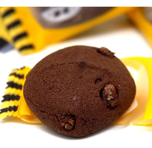 Imagen 2 de 3 de Galletas Mochi Cookies Banana Con Chispas Rellena De Platano