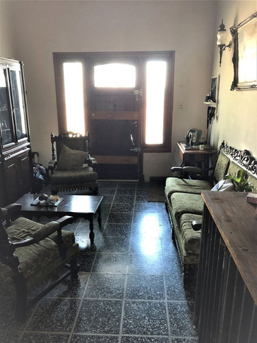 Venta Casa 4 Amb Parq, Pil Y Loc. Com Bella Vista!