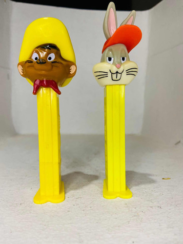 Figura Looney Tunes Dispensador Pez Bugs Bunny