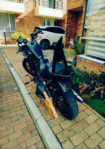 Harley Davidson Iron 883