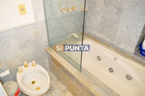 Imagen 10 de 24 de Apartamento En Venta - Brava
