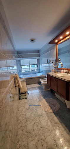 Imagen 11 de 30 de Venta - Apartamento De 4 Dormitorios. Excelente Ubicacion