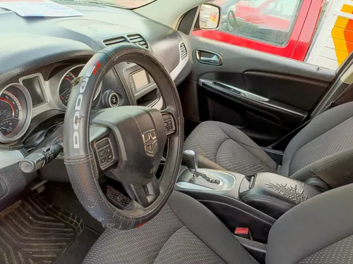 Dodge Journey 2.4 Sxt 7 Pasajeros At