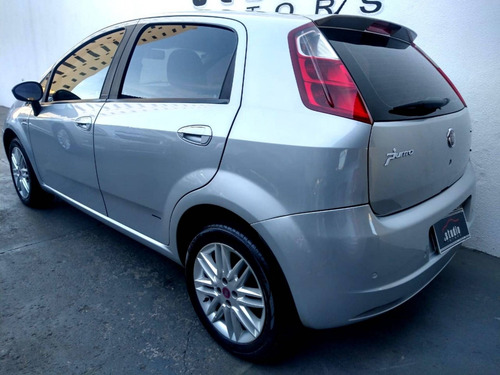Imagem 3 de 5 de Fiat Punto 1.8 Essence 16v Flex 4p Automatizado