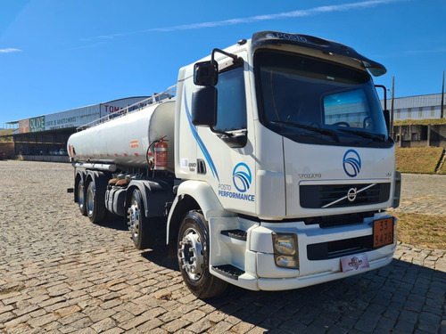 Imagem 3 de 9 de Vm 260 8x2 Bi-truck