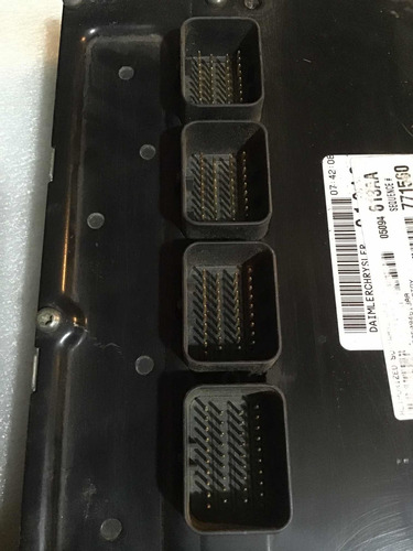 Computadora Ecu Motor Dodge Sebring 2005 05094613aa (Usado)