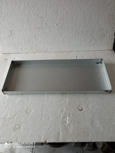 Imagen 3 de 8 de Bandeja Para Medio Metro De Pizza 50x20x3 Cms Aluminizado 05